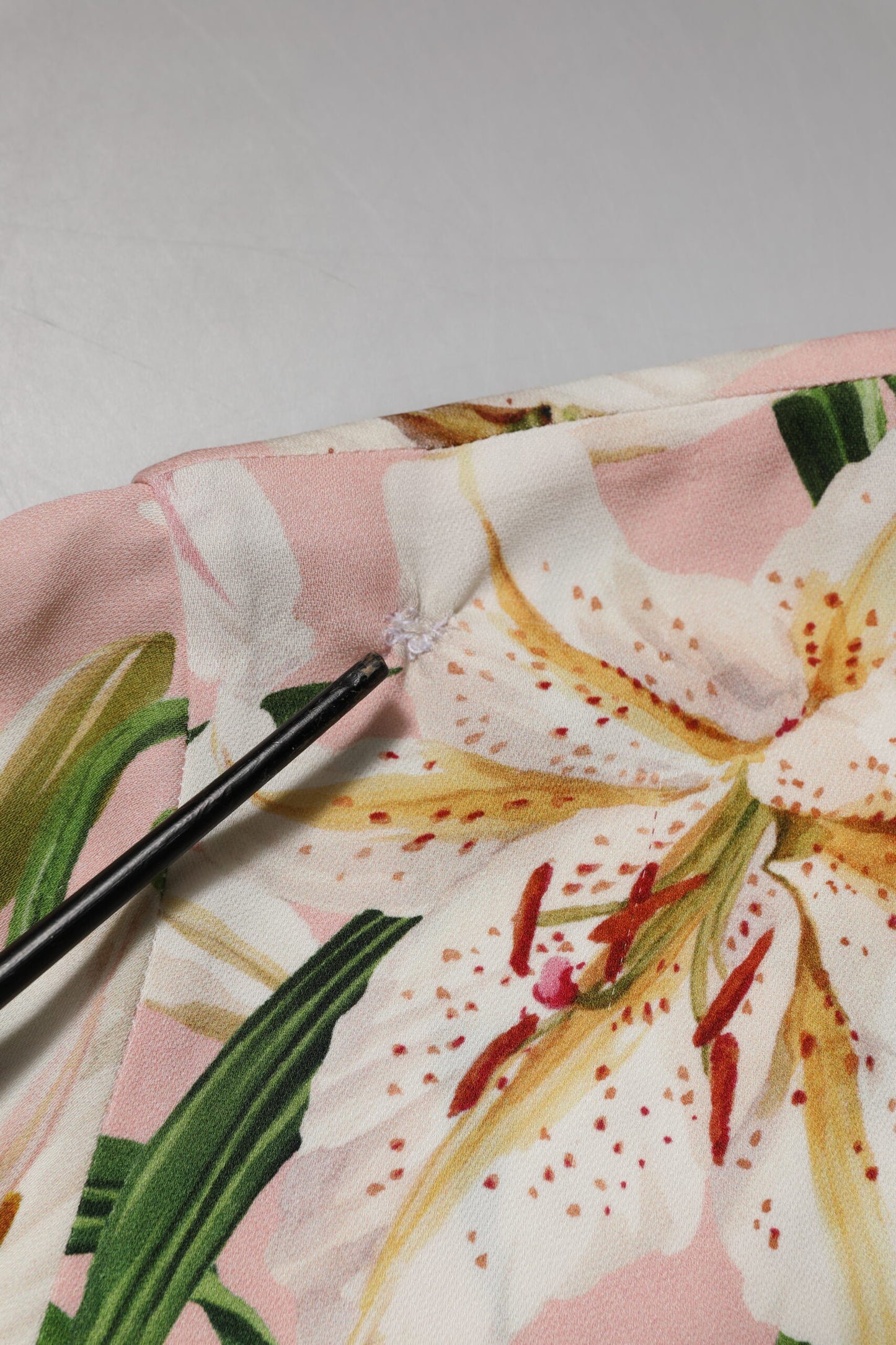 Dolce & Gabbana Pink Lily Printed Round Neck Blouse Top